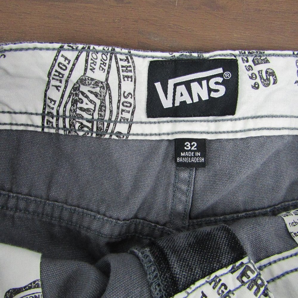 Vans Men's Black Gray Acid Wash Brand Graffiti Cargo Shorts | 32 - Picture 2 of 5